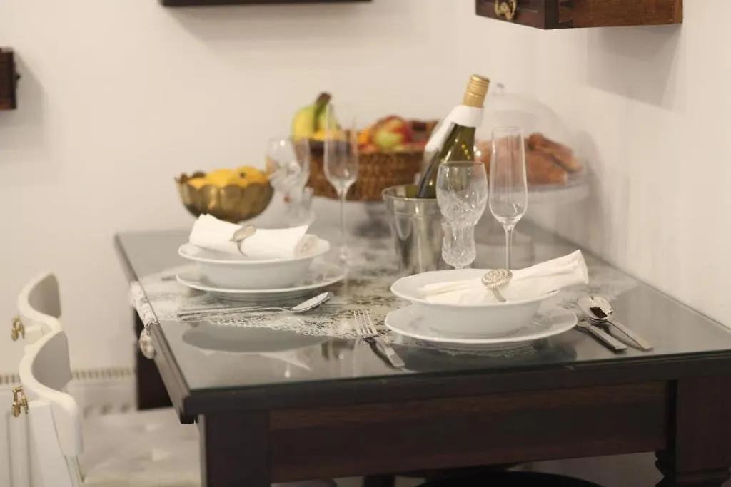 Exclusive Antique Apartment Next To The Fashion Street Βουδαπέστη